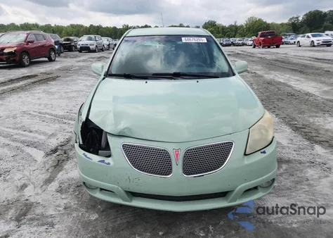 2005 Pontiac Vibe из США, поврежденный, VIN 5Y2SL63815Z437853